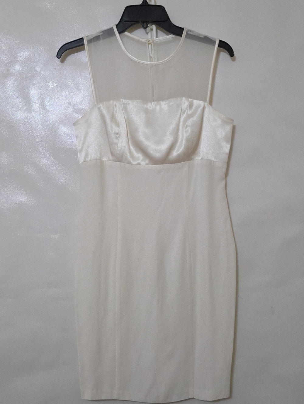 HABITS Women's Elegant Ivory Sheer Yoke Satin Bust Sheath Dress - Size 6